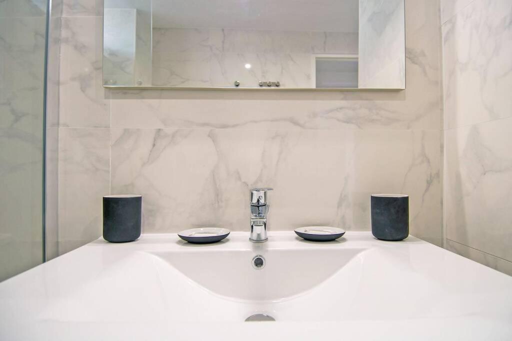 Climatise Gare Stcharles 4 Chambres Grand Balcon / Experience-Immo Marseilles Exterior foto